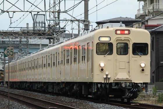 東武8000系8111fセイジクリーム 臨時 表示で運転 Tom S Railway Blog